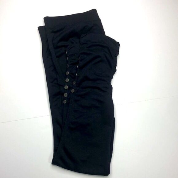 Nicole by Nicole Miller Black Leggings, Ribbed Seam and Buttons / Studs at Ankle - Picture 1 of 7